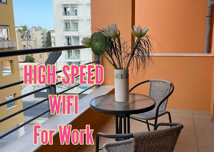 VIP Resort Apartment on Makenzie Beach